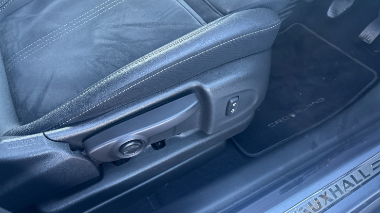 Vauxhall Crossland 1.2 Turbo Ultimate 5dr Petrol Hatchback